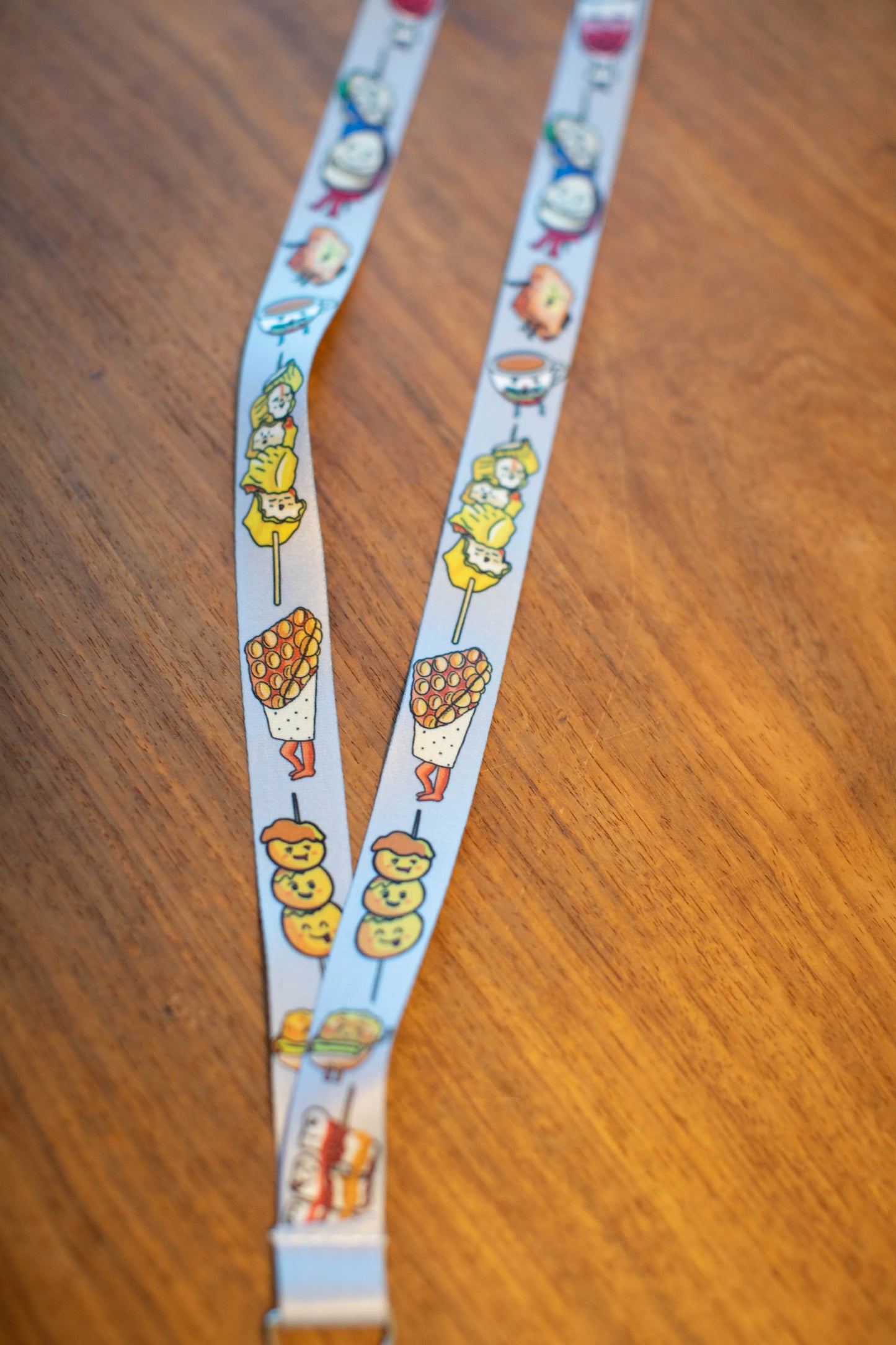 Cute HK Snacks on MTR Lanyard with ID holder 「唔使急,最緊要快 」可愛香港小食搭地鐵八達通/證件套連掛頸繩 Fusion Spark